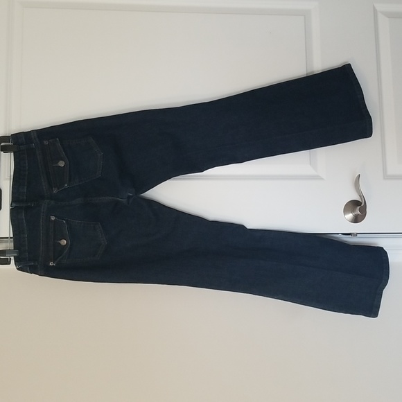 Banana Republic low rise bootcut jeans in dark wash size 10 - Picture 3 of 10